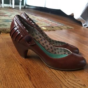 Pink Studio Vintage Style Heels